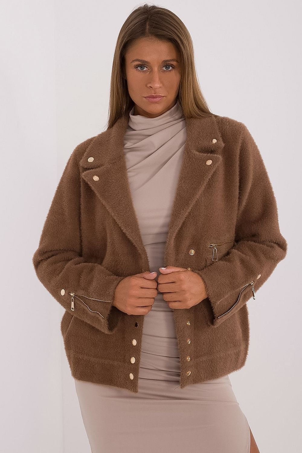 Short jacket with wool and angora in dark brown