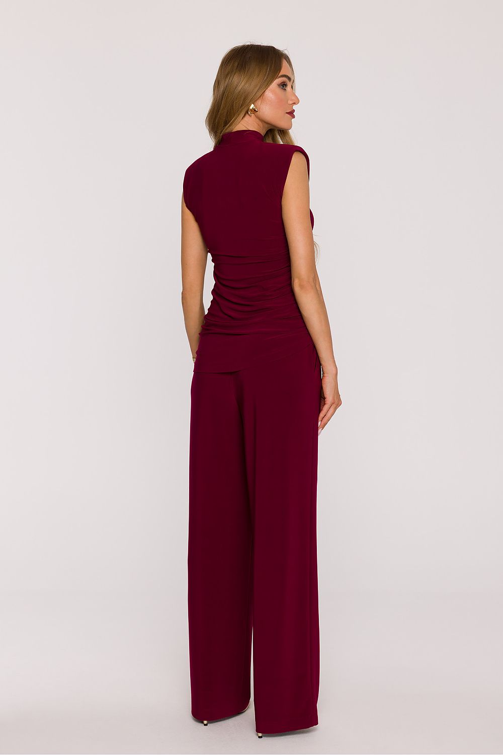  Задайте model 219994 Moe 