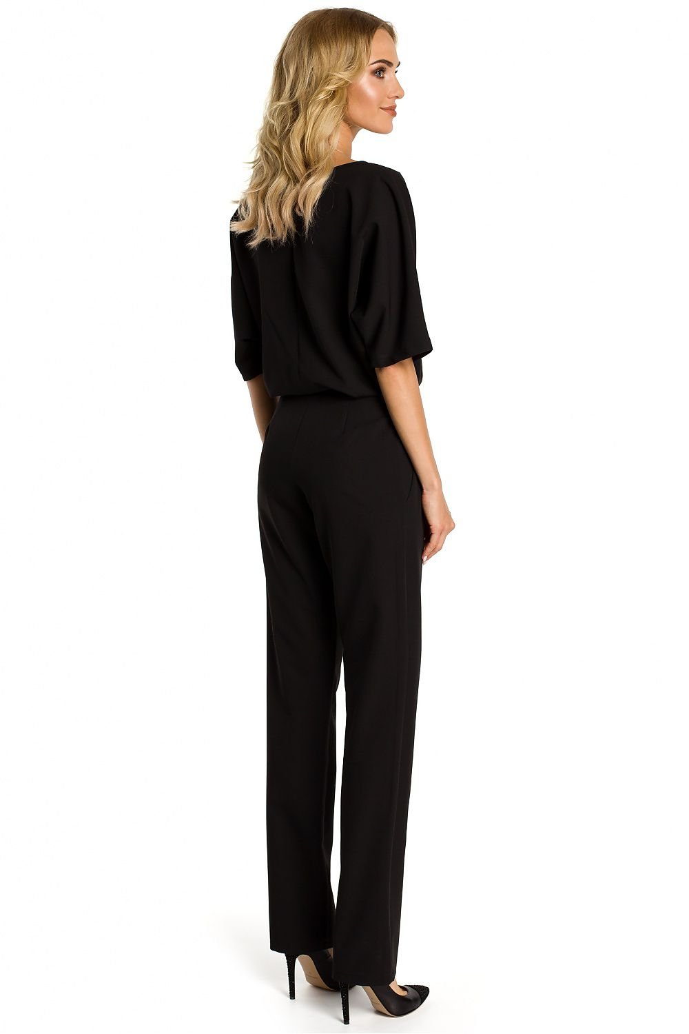 Elegant jumpsuit in black