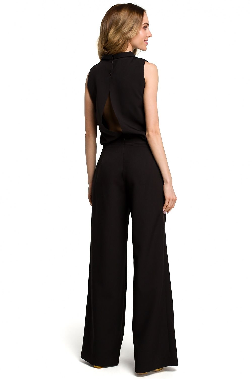 Elegant jumpsuit in black