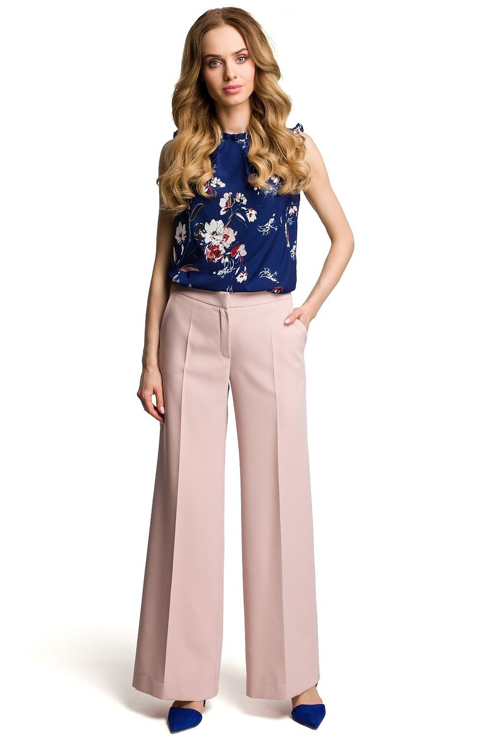 Wide straight pants in pink